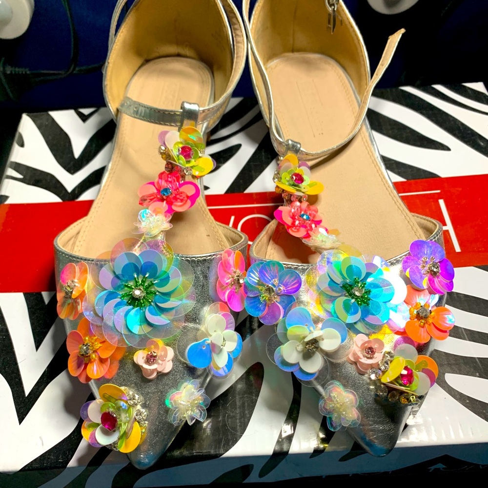 Floral Metallic Flats✨✨✨